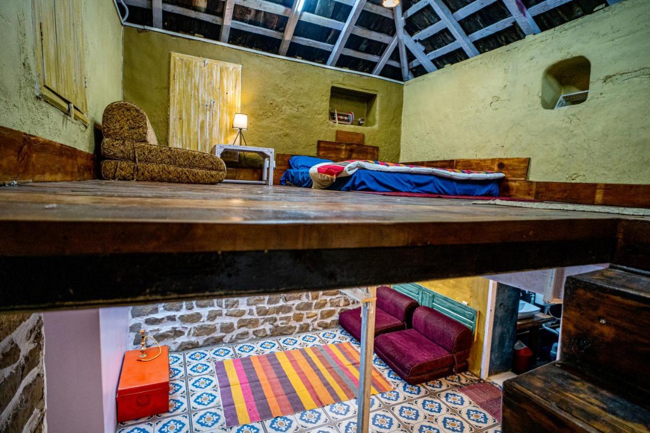 The Olive Hut Villa Bīr Екстериор снимка