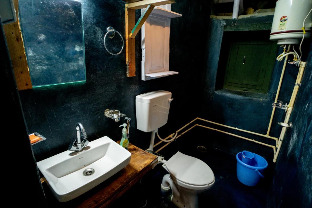 The Olive Hut Villa Bīr Екстериор снимка